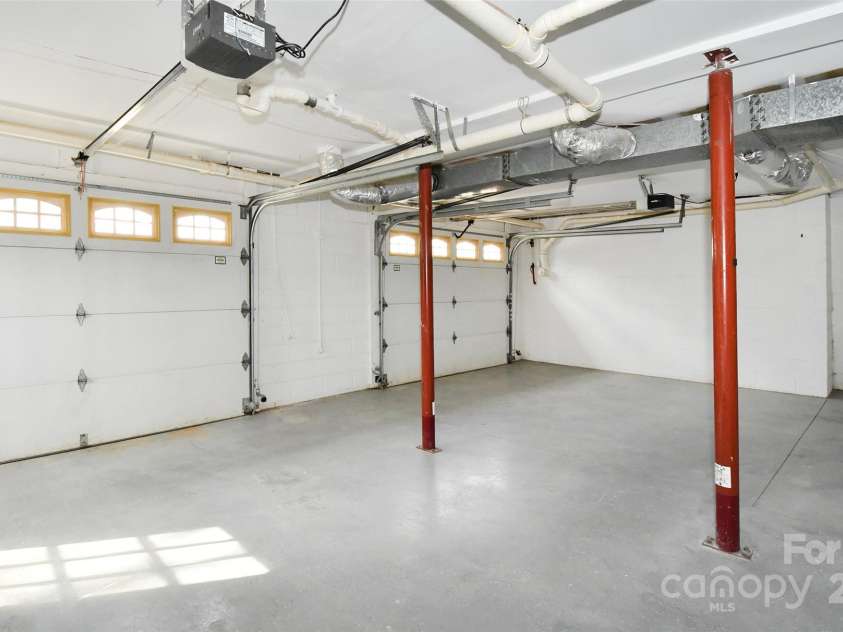 131 Covington Drive, Advance, NC 27006.  MLS# CAR4243803, YatesRealty ID 5094. 