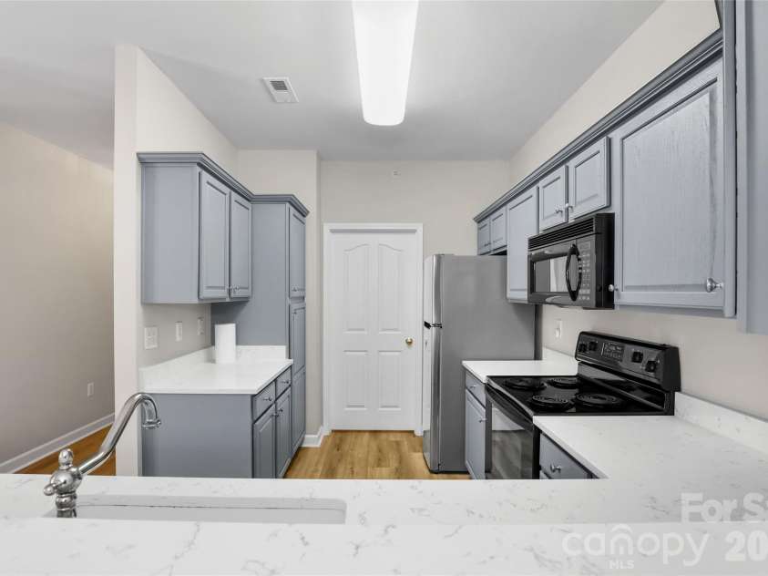 17157 Red Feather Drive, Charlotte, NC 28277.  MLS# CAR4359625, YatesRealty ID 5094. 