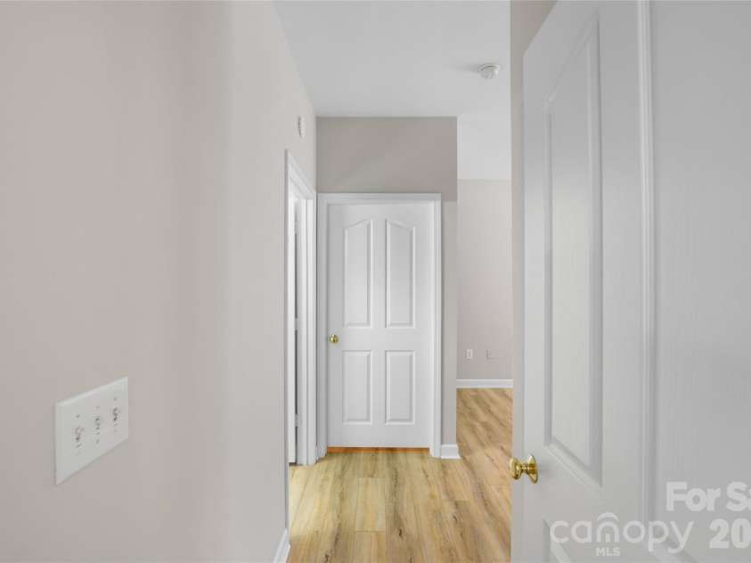 17157 Red Feather Drive, Charlotte, NC 28277.  MLS# CAR4359625, YatesRealty ID 5094. 