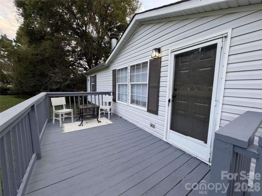 150 Rocky Forest Trail, Elkin, NC 28621.  MLS# CAR4421146, YatesRealty ID 50940. 