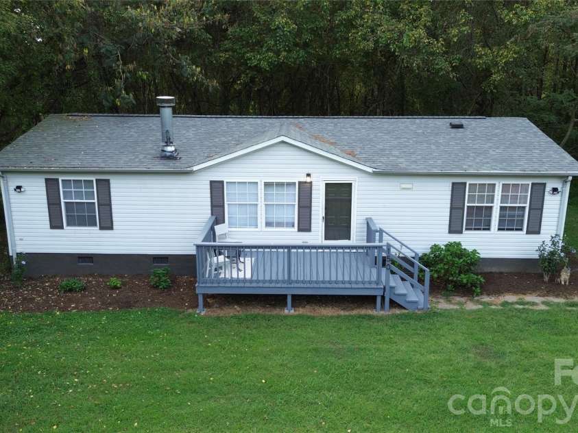 150 Rocky Forest Trail, Elkin, NC 28621.  MLS# CAR4421146, YatesRealty ID 50940. 