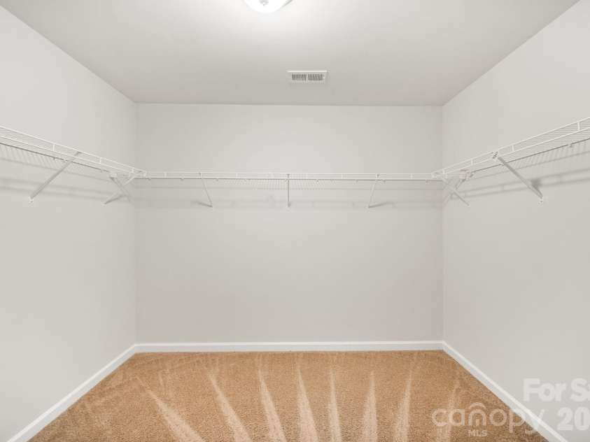 8523 Mansell Court, Charlotte, NC 28215.  MLS# CAR4376457, YatesRealty ID 50943. 