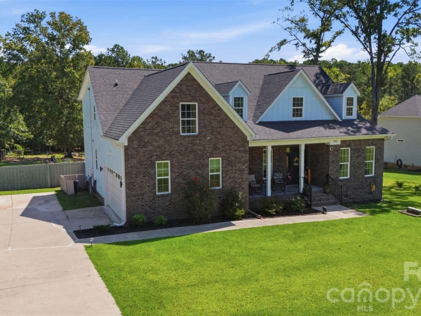 792 Tookie Doo Lane, Elgin, SC 29045.  MLS# CAR4422718, YatesRealty ID 50944. 