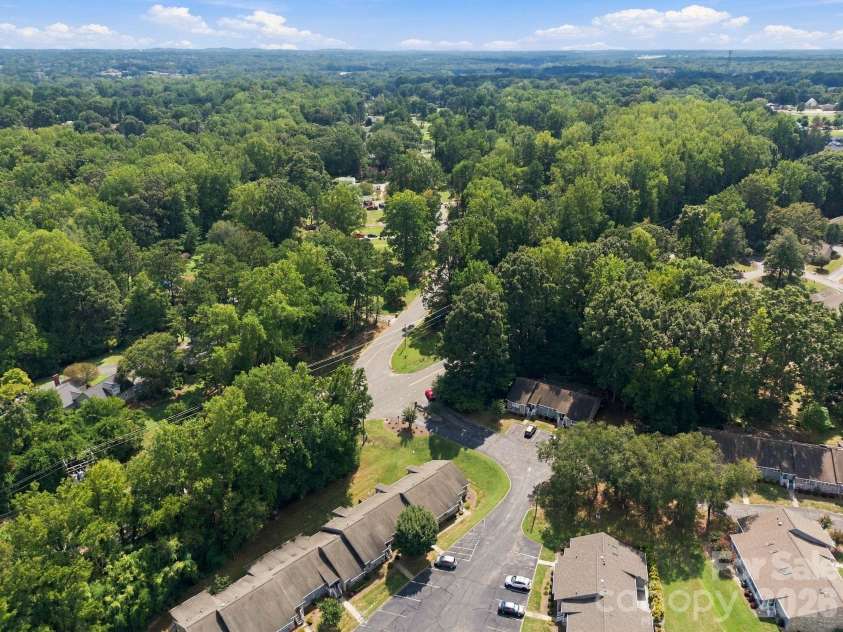 102 Wellington Hills Circle, Salisbury, NC 28147.  MLS# CAR4424548, YatesRealty ID 50945. 