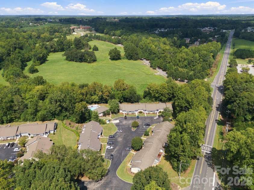 102 Wellington Hills Circle, Salisbury, NC 28147.  MLS# CAR4424548, YatesRealty ID 50945. 