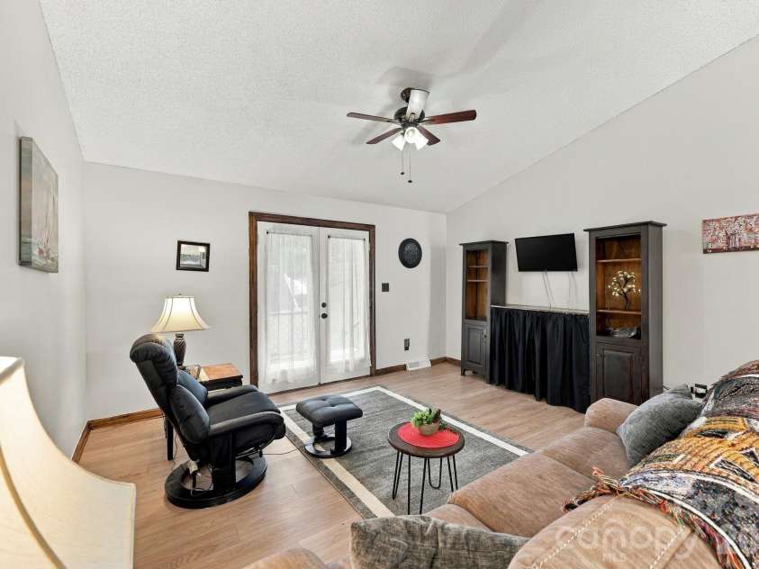 102 Wellington Hills Circle, Salisbury, NC 28147.  MLS# CAR4424548, YatesRealty ID 50945. 