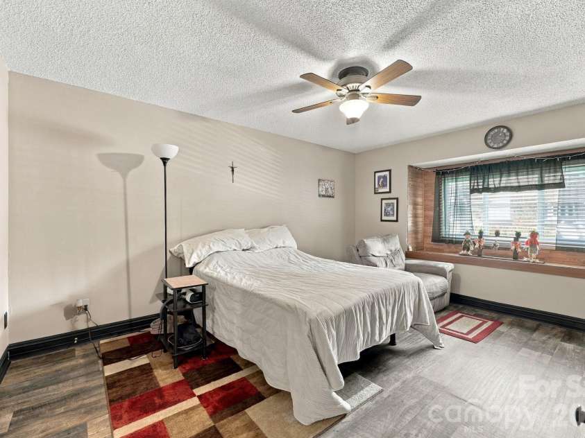 102 Wellington Hills Circle, Salisbury, NC 28147.  MLS# CAR4424548, YatesRealty ID 50945. 