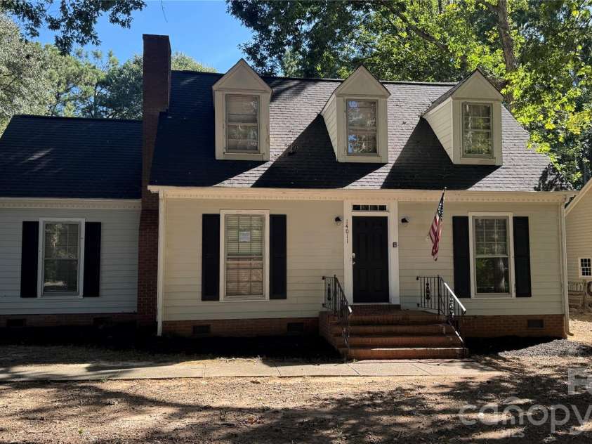 14011 Phillips Road, Matthews, NC 28105.  MLS# CAR4424874, YatesRealty ID 50948. 