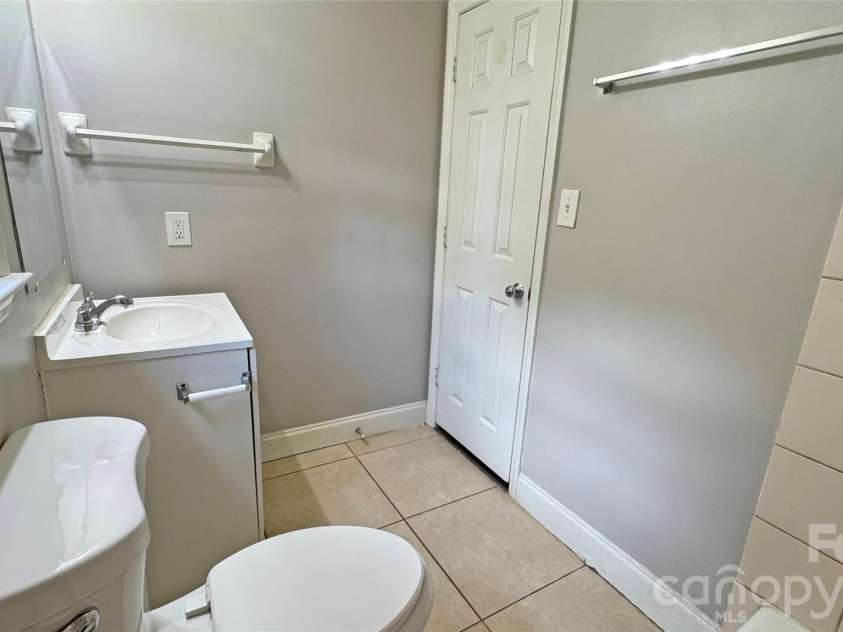 14011 Phillips Road, Matthews, NC 28105.  MLS# CAR4424874, YatesRealty ID 50948. 
