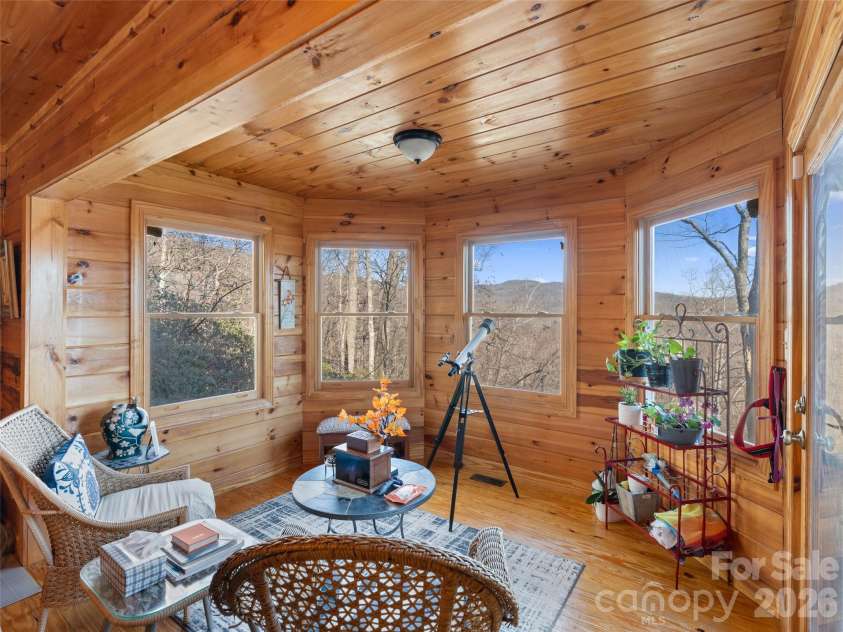 252 Idylwild Lane, Black Mountain, NC 28711.  MLS# CAR4422710, YatesRealty ID 50949. 