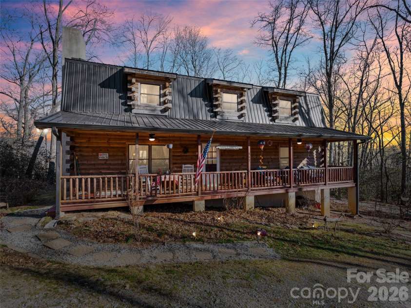 252 Idylwild Lane, Black Mountain, NC 28711.  MLS# CAR4422710, YatesRealty ID 50949. 