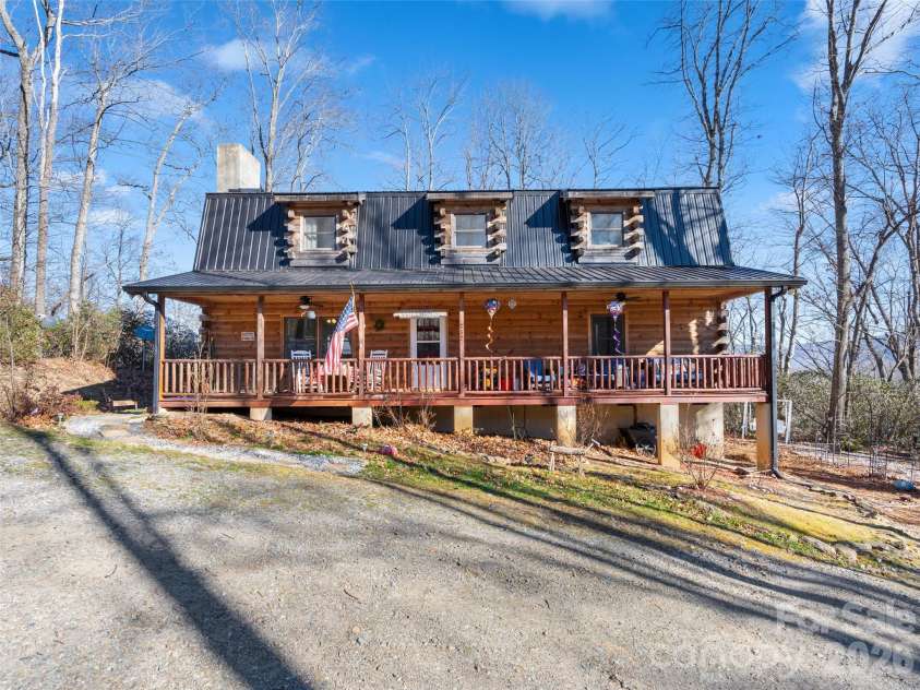 252 Idylwild Lane, Black Mountain, NC 28711.  MLS# CAR4422710, YatesRealty ID 50949. 