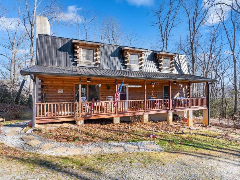 252 Idylwild Lane, Black Mountain, NC 28711.  MLS# CAR4422710, YatesRealty ID 50949. 
