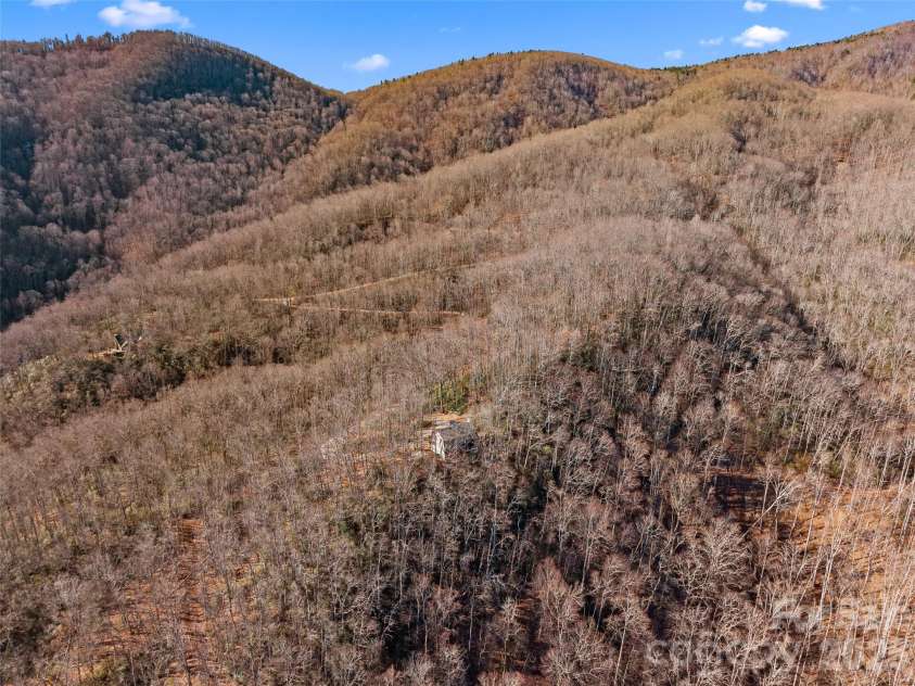 252 Idylwild Lane, Black Mountain, NC 28711.  MLS# CAR4422710, YatesRealty ID 50949. 