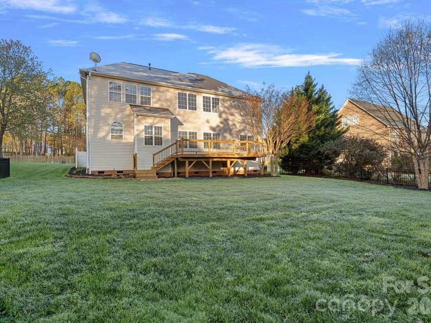 7736 Horseshoe Creek Drive, Huntersville, NC 28078.  MLS# CAR4356113, YatesRealty ID 5095. 