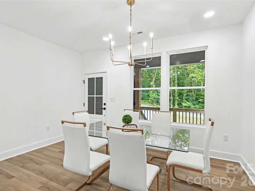 910 Montrose Drive, Shelby, NC 28150.  MLS# CAR4424954, YatesRealty ID 50950. 