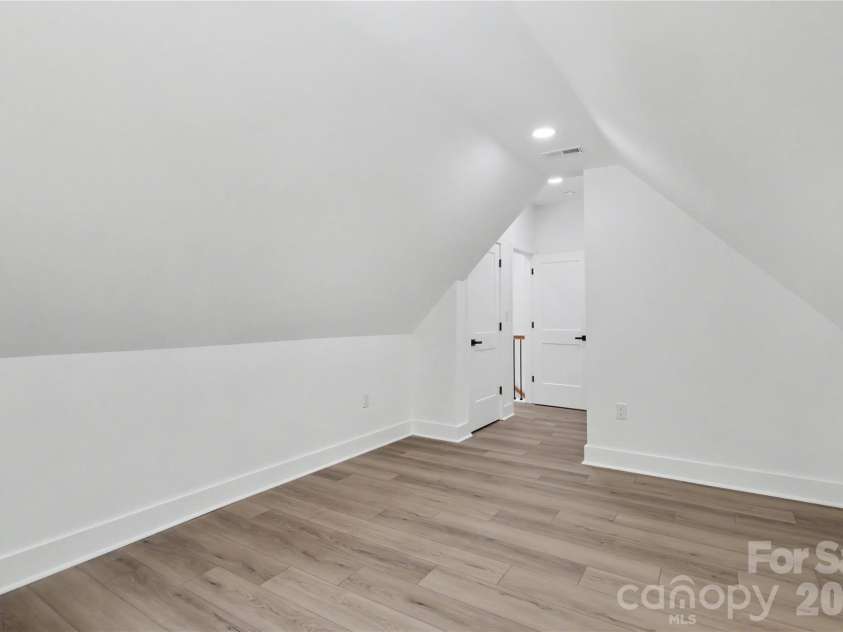 910 Montrose Drive, Shelby, NC 28150.  MLS# CAR4424954, YatesRealty ID 50950. 