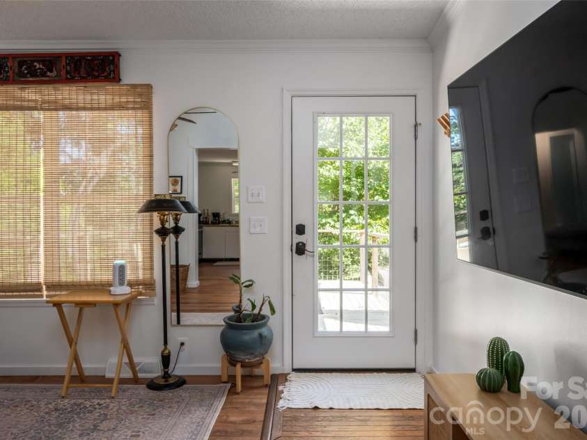 5 Sunwashed Way, Asheville, NC 28803.  MLS# CAR4422593, YatesRealty ID 50953. 