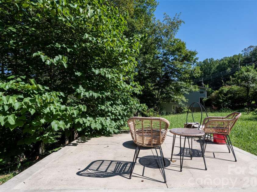 5 Sunwashed Way, Asheville, NC 28803.  MLS# CAR4422593, YatesRealty ID 50953. 