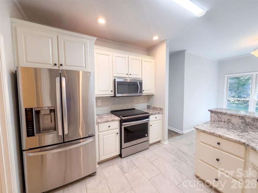 143 Laurel Ridge Court, Gastonia, NC 28056.  MLS# CAR4424996, YatesRealty ID 50956. 