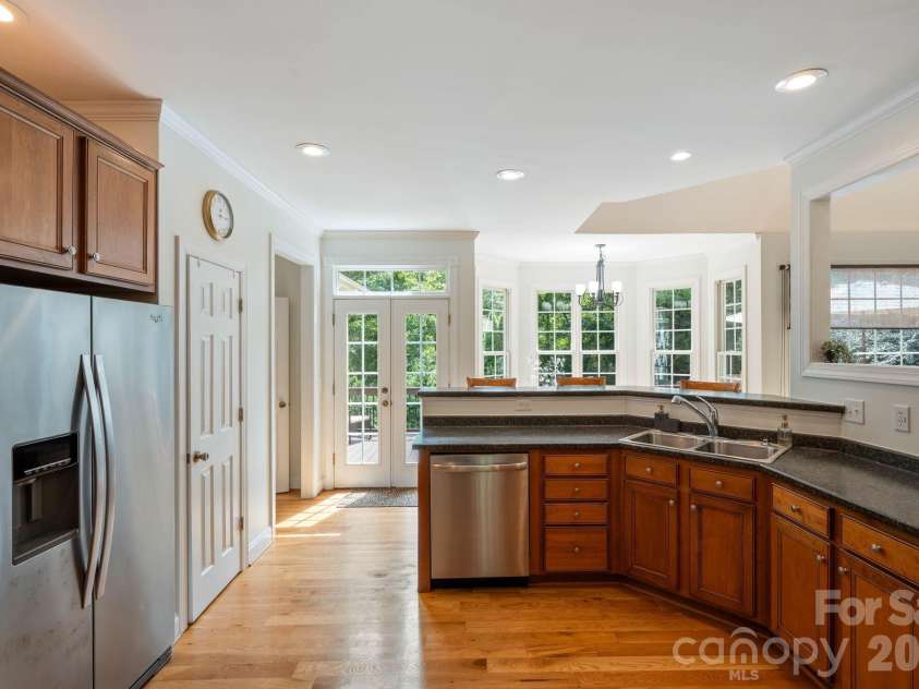 196 Colonel Hampton Court, Rutherfordton, NC 28139.  MLS# CAR4424928, YatesRealty ID 50958. 