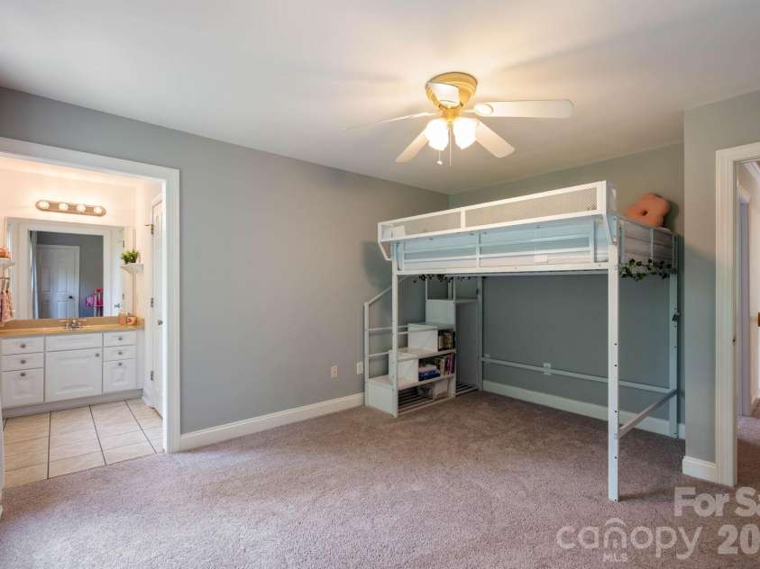 196 Colonel Hampton Court, Rutherfordton, NC 28139.  MLS# CAR4424928, YatesRealty ID 50958. 