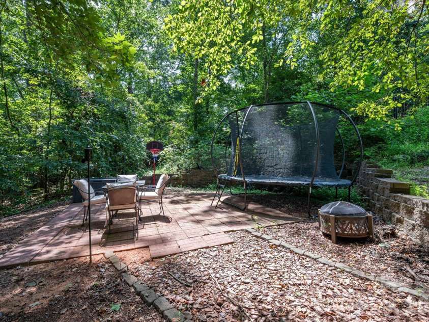 196 Colonel Hampton Court, Rutherfordton, NC 28139.  MLS# CAR4424928, YatesRealty ID 50958. 