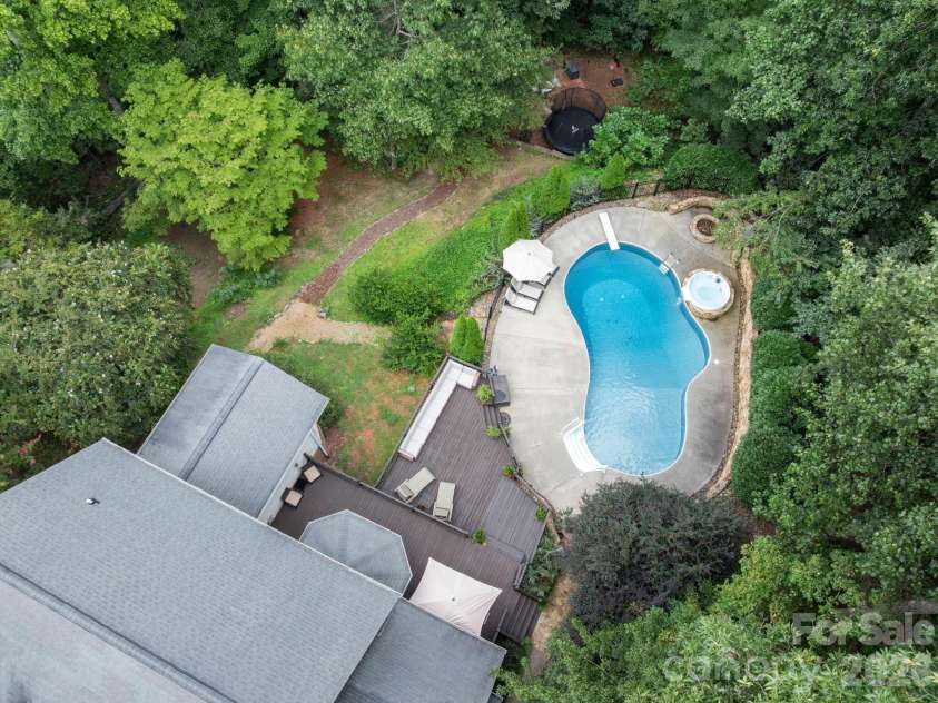 196 Colonel Hampton Court, Rutherfordton, NC 28139.  MLS# CAR4424928, YatesRealty ID 50958. 