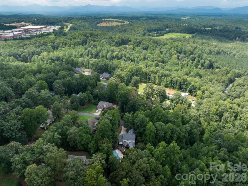 196 Colonel Hampton Court, Rutherfordton, NC 28139.  MLS# CAR4424928, YatesRealty ID 50958. 