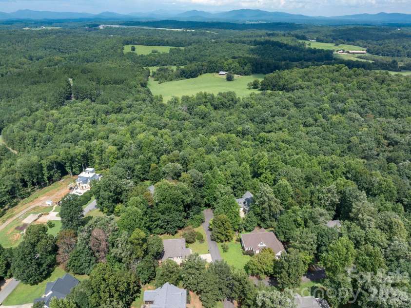 196 Colonel Hampton Court, Rutherfordton, NC 28139.  MLS# CAR4424928, YatesRealty ID 50958. 