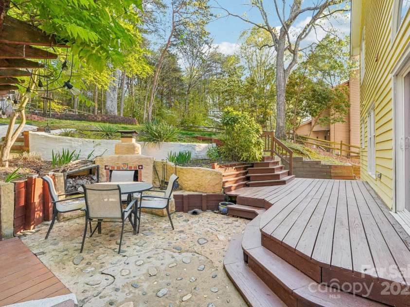 6005 Lanai Lane, Tega Cay, SC 29708.  MLS# CAR4243330, YatesRealty ID 5096. 