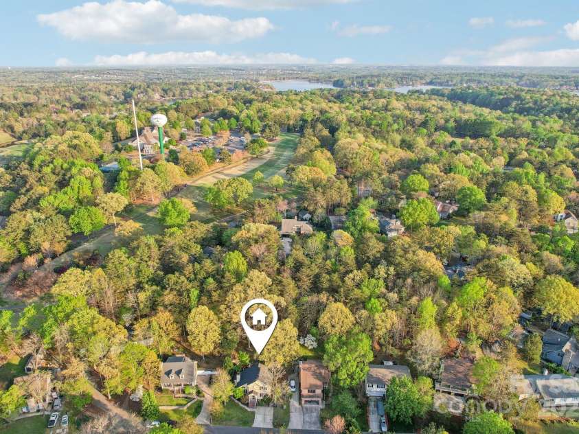 6005 Lanai Lane, Tega Cay, SC 29708.  MLS# CAR4243330, YatesRealty ID 5096. 