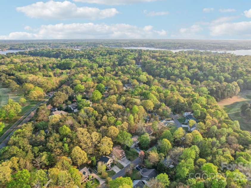 6005 Lanai Lane, Tega Cay, SC 29708.  MLS# CAR4243330, YatesRealty ID 5096. 