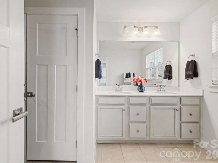 7020 Old Evergreen Parkway, Indian Trail, NC 28079.  MLS# CAR4350129, YatesRealty ID 5096. 