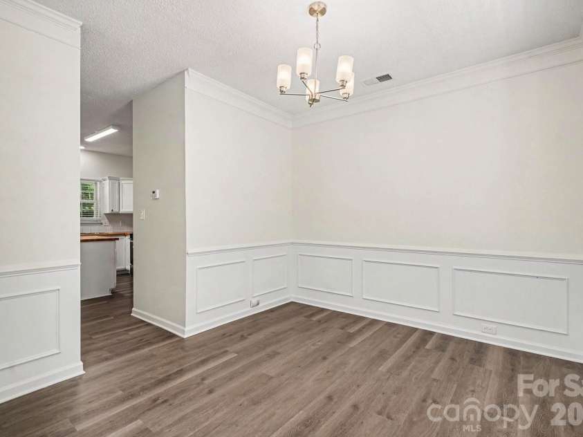 3404 Passour Ridge Lane, Charlotte, NC 28269.  MLS# CAR4424918, YatesRealty ID 50960. 