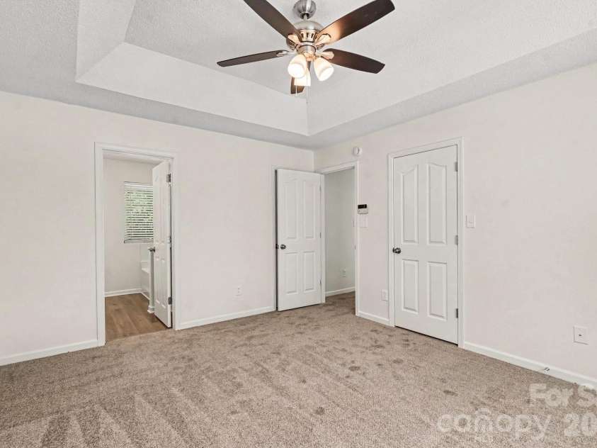 3404 Passour Ridge Lane, Charlotte, NC 28269.  MLS# CAR4424918, YatesRealty ID 50960. 