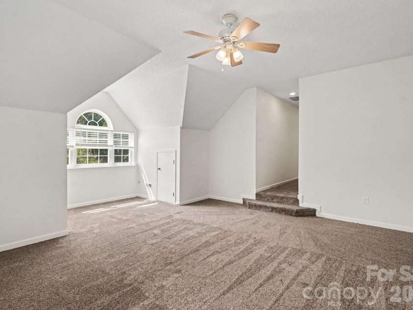 3404 Passour Ridge Lane, Charlotte, NC 28269.  MLS# CAR4424918, YatesRealty ID 50960. 