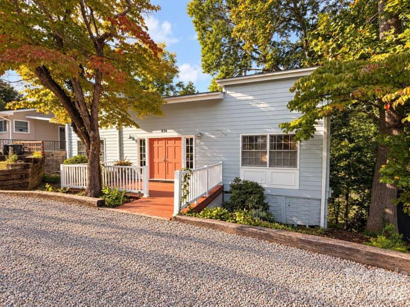 486 Oxford Road, Lake Junaluska, NC 28745.  MLS# CAR4408511, YatesRealty ID 50964. 