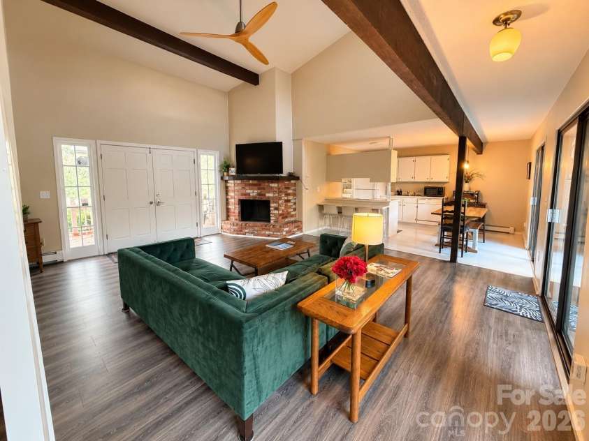 486 Oxford Road, Lake Junaluska, NC 28745.  MLS# CAR4408511, YatesRealty ID 50964. 