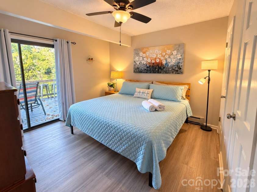 486 Oxford Road, Lake Junaluska, NC 28745.  MLS# CAR4408511, YatesRealty ID 50964. 