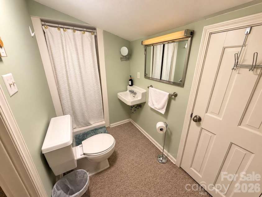 486 Oxford Road, Lake Junaluska, NC 28745.  MLS# CAR4408511, YatesRealty ID 50964. 