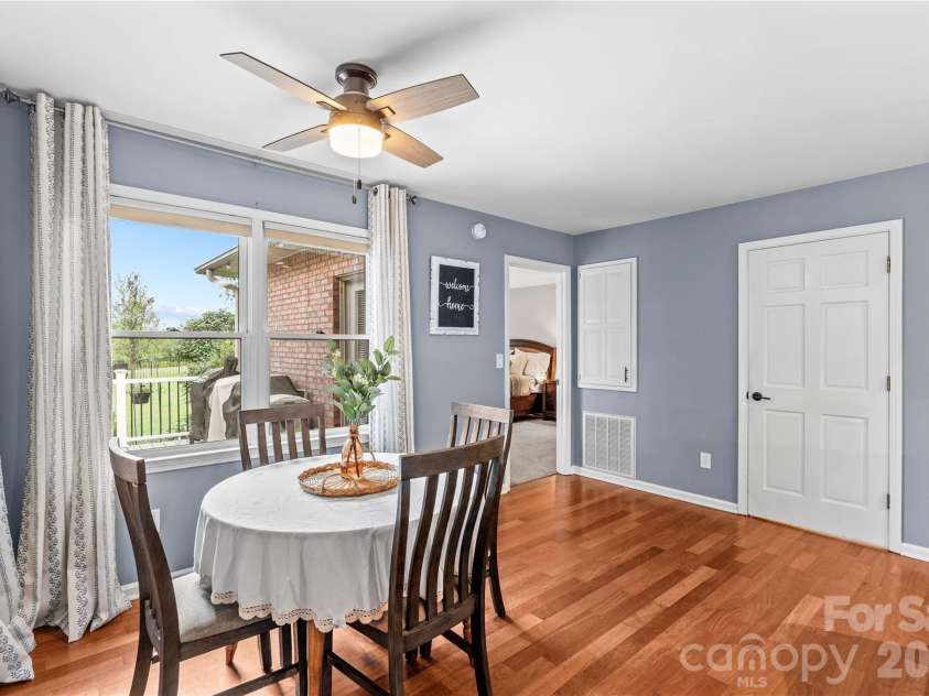 110 Dobbs Drive, Statesville, NC 28625.  MLS# CAR4424875, YatesRealty ID 50965. 