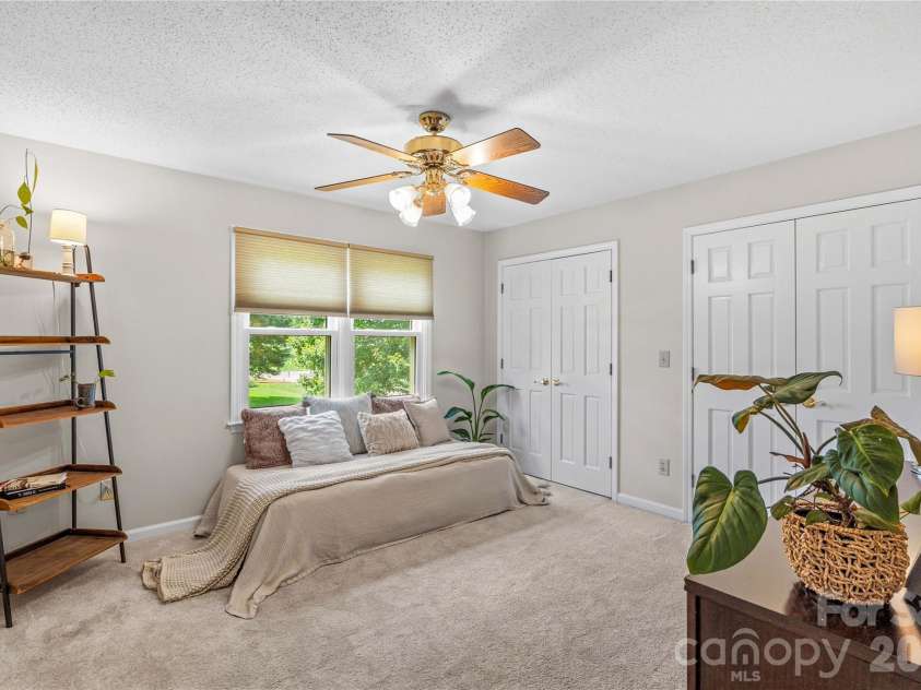 110 Dobbs Drive, Statesville, NC 28625.  MLS# CAR4424875, YatesRealty ID 50965. 