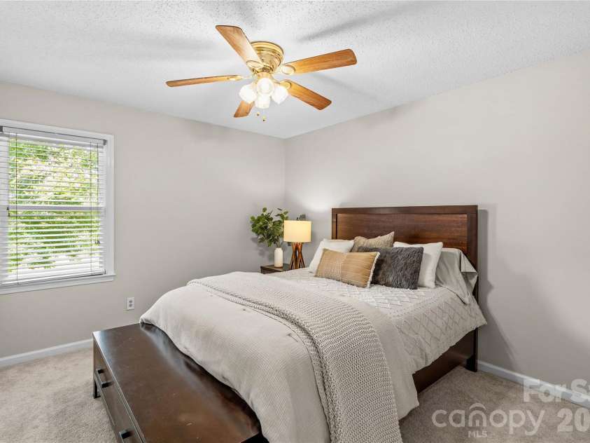 110 Dobbs Drive, Statesville, NC 28625.  MLS# CAR4424875, YatesRealty ID 50965. 