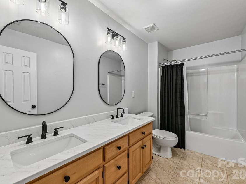 1930 Copperplate Road, Charlotte, NC 28262.  MLS# CAR4319139, YatesRealty ID 50966. Spare Full Bathroom Upstairs