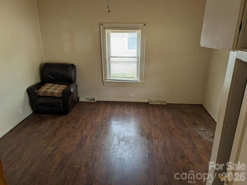 919 1st Street, Lowell, NC 28098.  MLS# CAR4425016, YatesRealty ID 50967. 