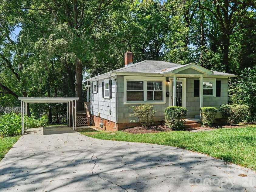 573 Allison Street, Concord, NC 28025.  MLS# CAR4424363, YatesRealty ID 50969. 