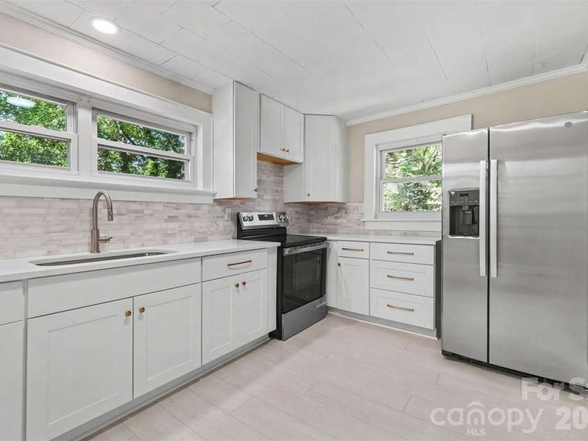 573 Allison Street, Concord, NC 28025.  MLS# CAR4424363, YatesRealty ID 50969. 