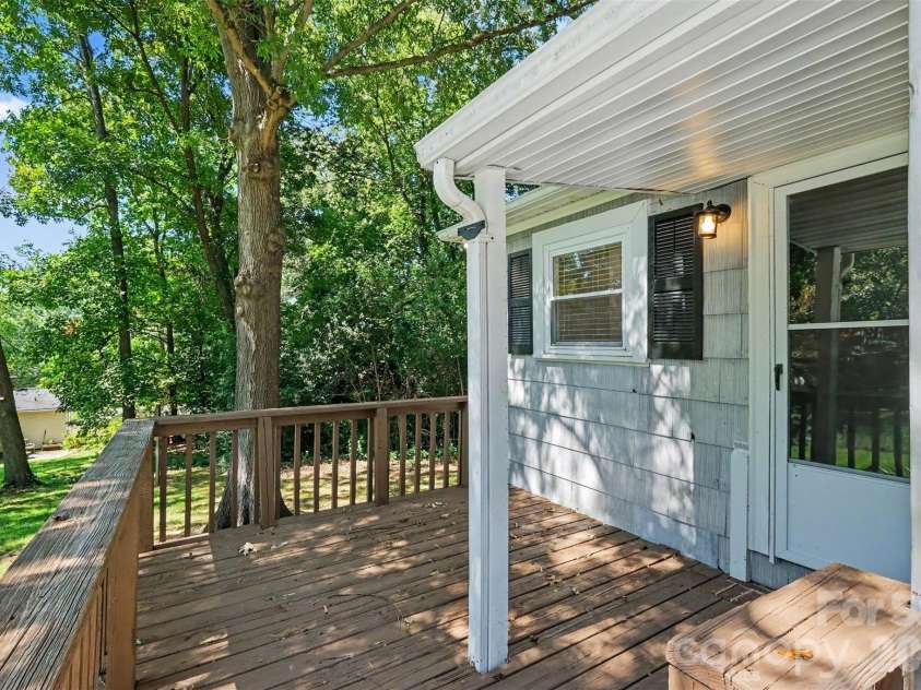 573 Allison Street, Concord, NC 28025.  MLS# CAR4424363, YatesRealty ID 50969. 