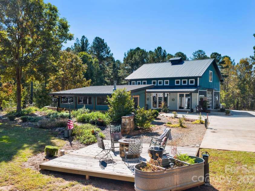 142 Riverside Drive, Rutherfordton, NC 28139.  MLS# CAR4314452, YatesRealty ID 5097. 